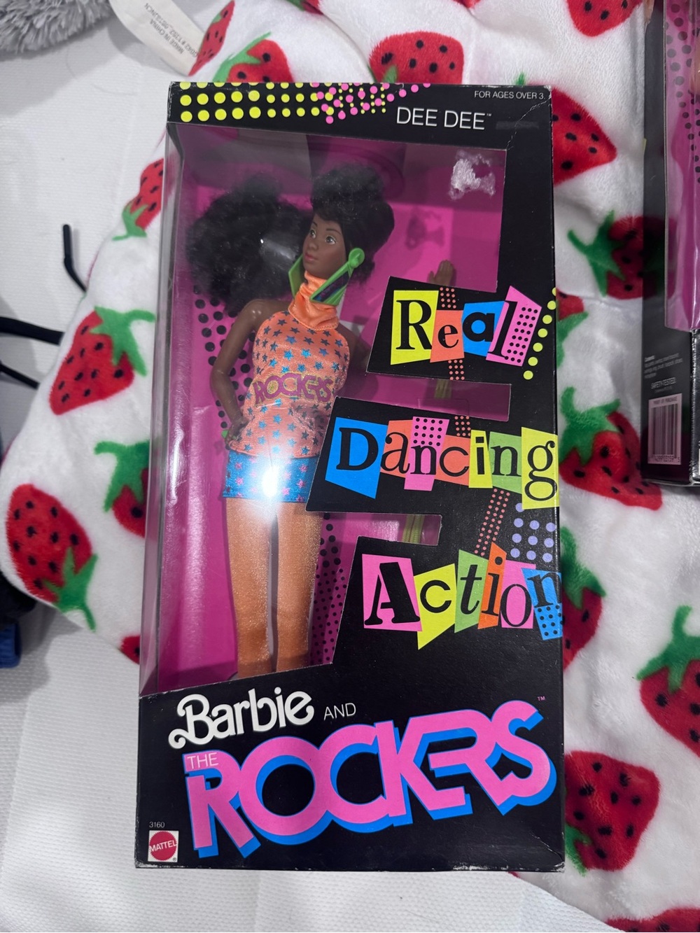 Vintage Barbie Dee Dee Doll in Orange & Blue Stage Outfit- never opened
